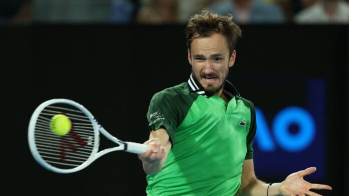 Daniil Medvedev, Andrey Rublev advance to Dubai semifinals