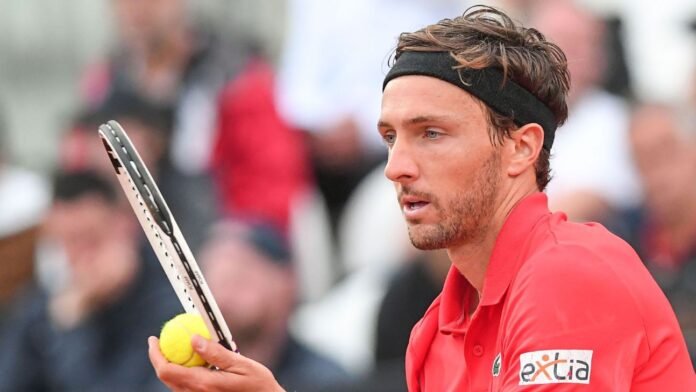 Arthur Rinderknech hurts foot kicking signage at French Open