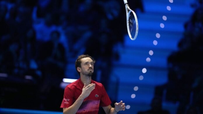 Daniil Medvedev loses temper in ATP Finals loss to Taylor Fritz