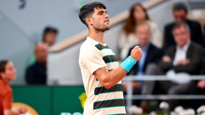 Alcaraz returns to French Open final after Musetti retires
